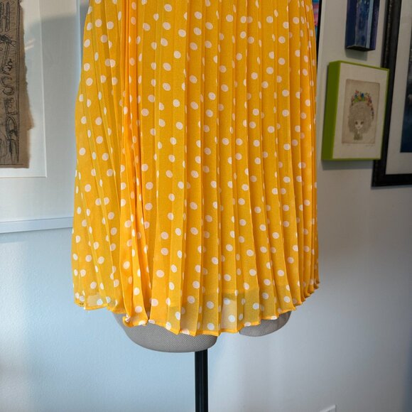 KARL LAGERFELD | Women's Pleated Chiffon High Neck Printed Blouse (Size M) - Picture 8 of 10